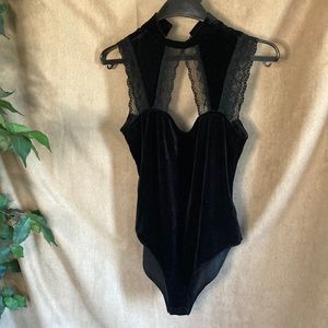 Super sexy black velvet and lace bodysuit. Choker style
